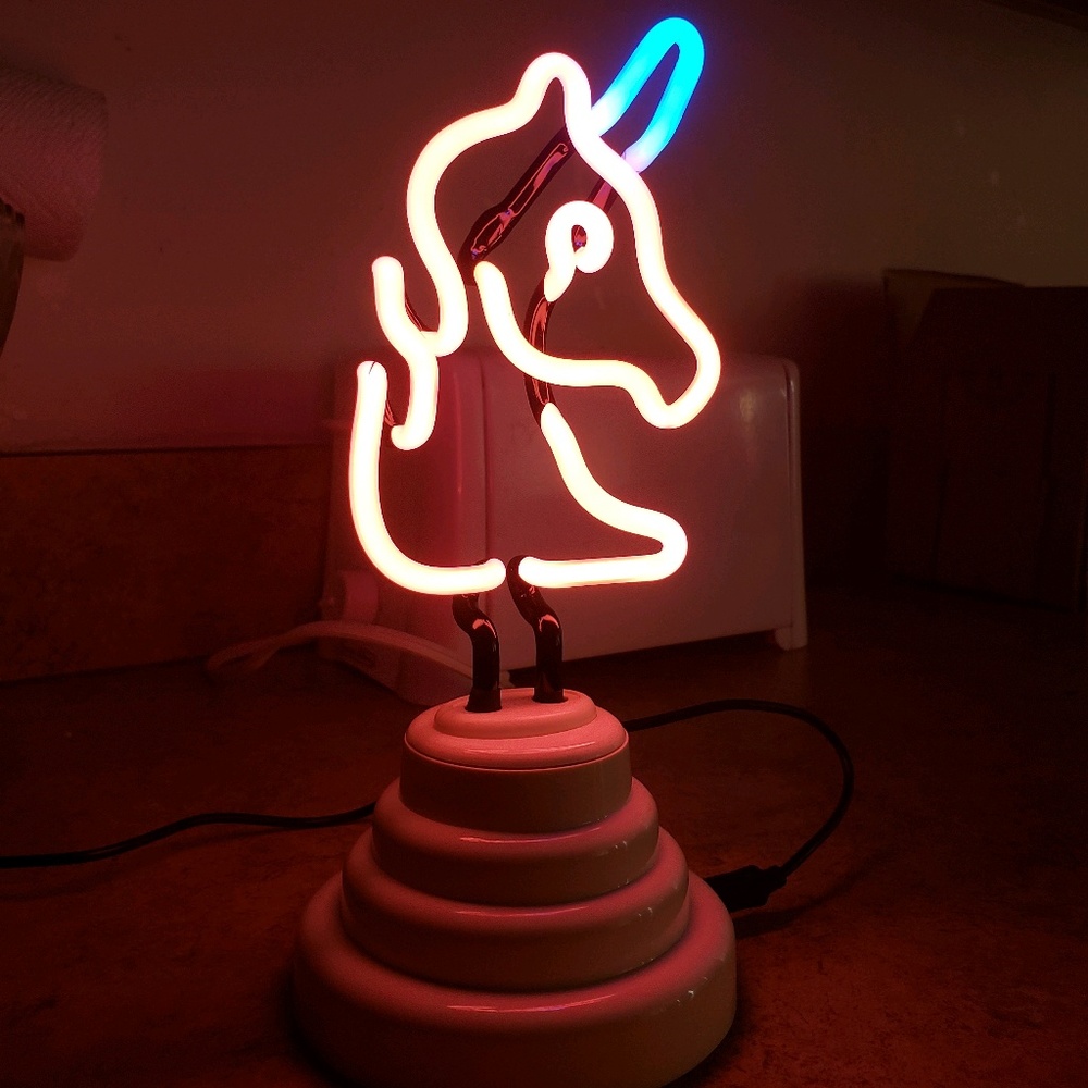 Meet your Posher, Jackeline